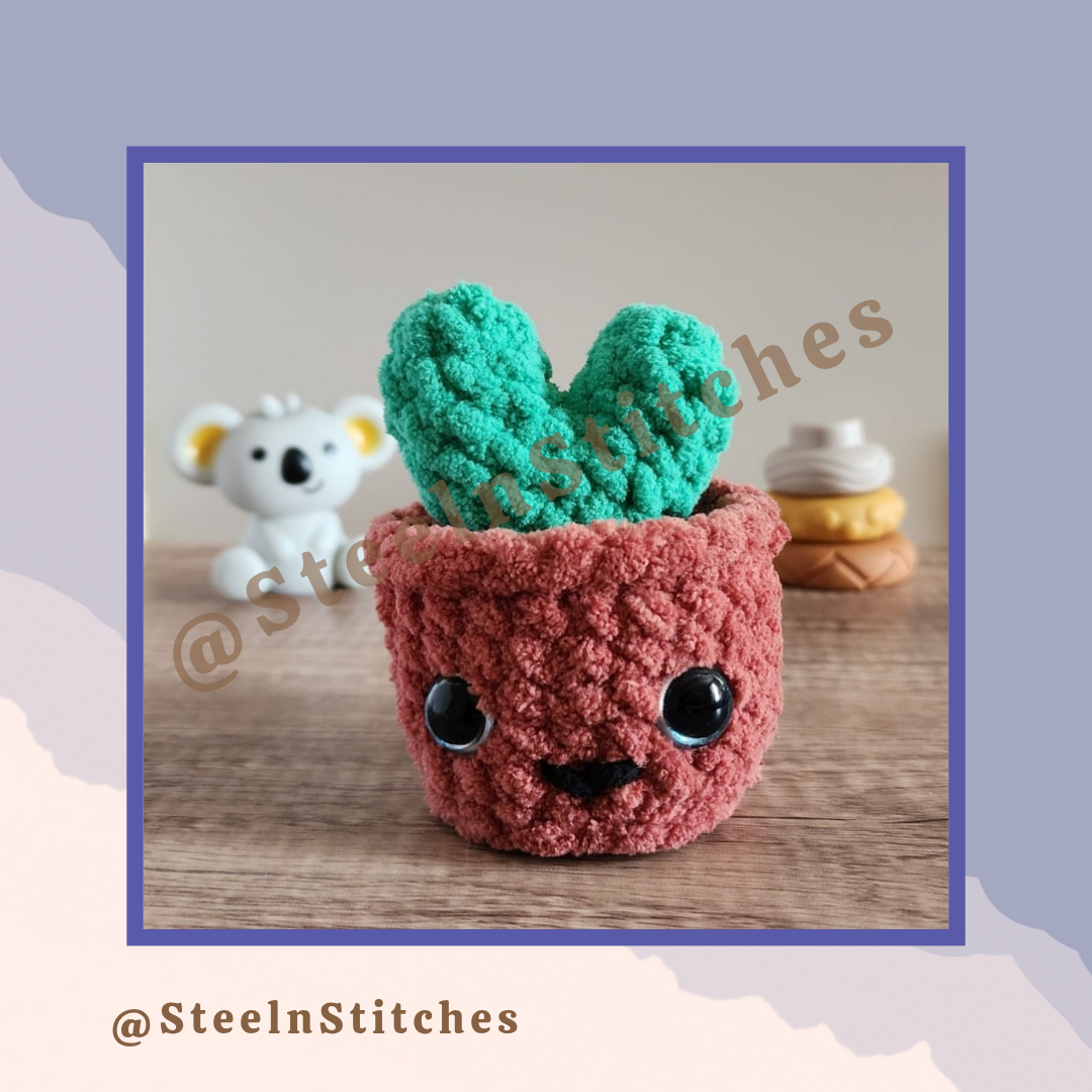 HeartLeaf Hugger – Plush Fidget Plant with Soft Heart Leaves | Handmade Crochet Gift